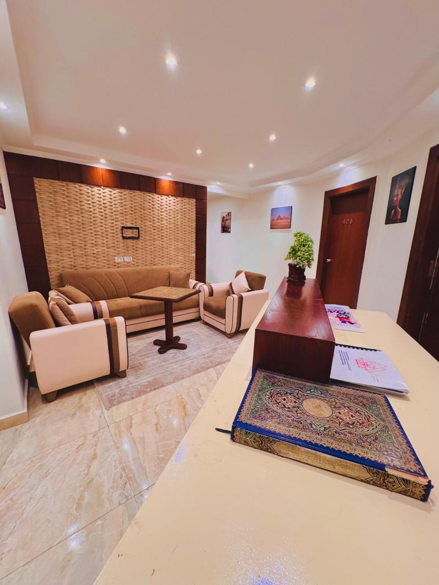 Flower Pyramids Inn Kafrat al Jabal Exterior foto