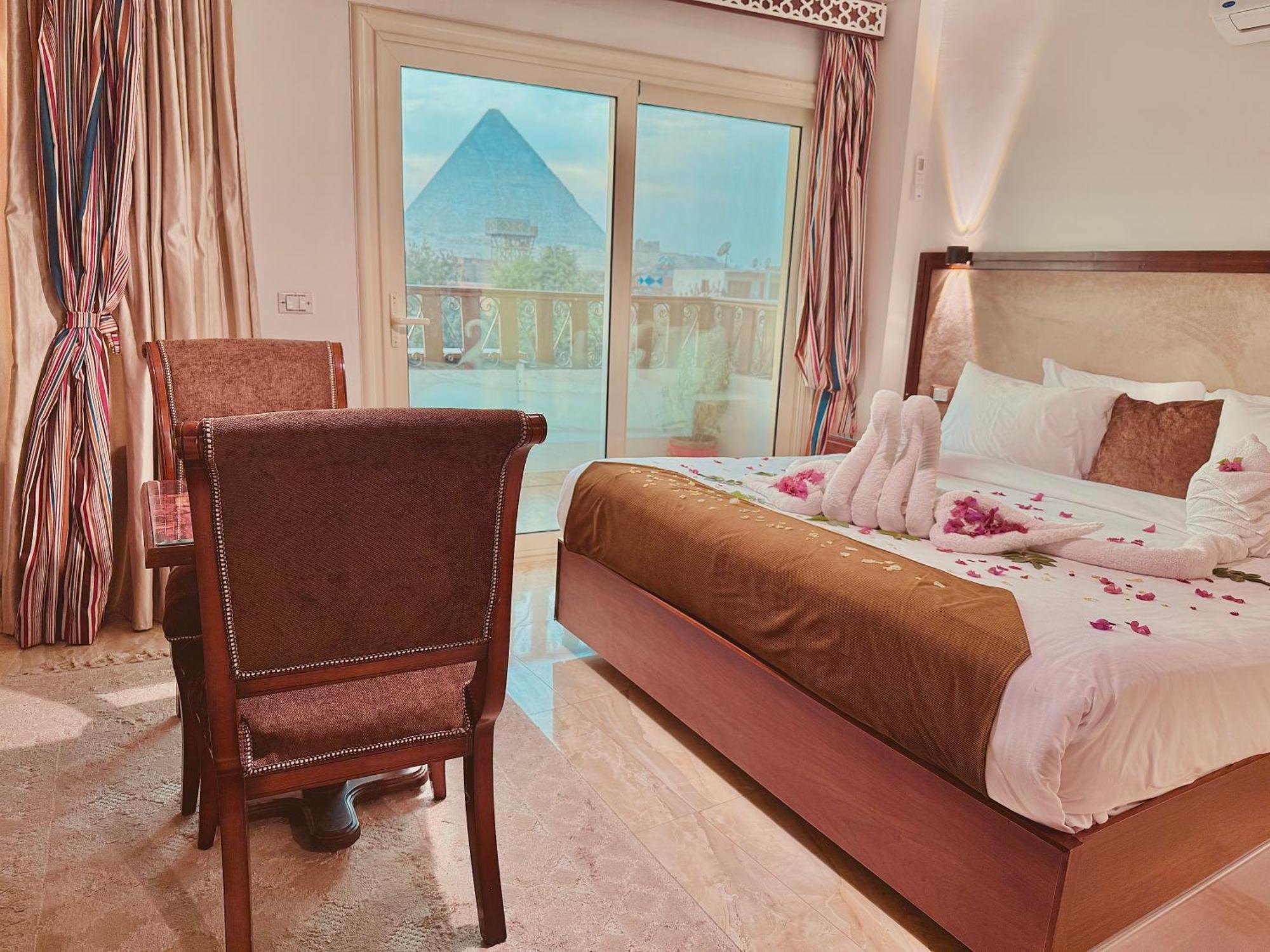 Flower Pyramids Inn Kafrat al Jabal Exterior foto